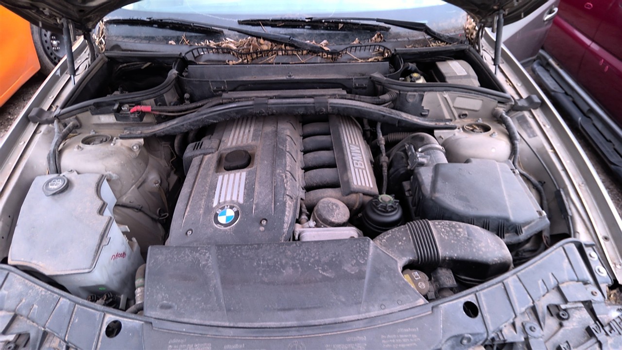 https://f005.backblazeb2.com/file/img-partshotlines-com/Inventory/EX921/Vehicle/7968_02.jpg