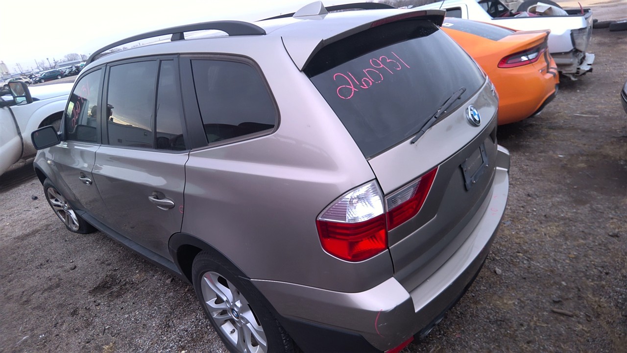 https://f005.backblazeb2.com/file/img-partshotlines-com/Inventory/EX921/Vehicle/7968_05.jpg