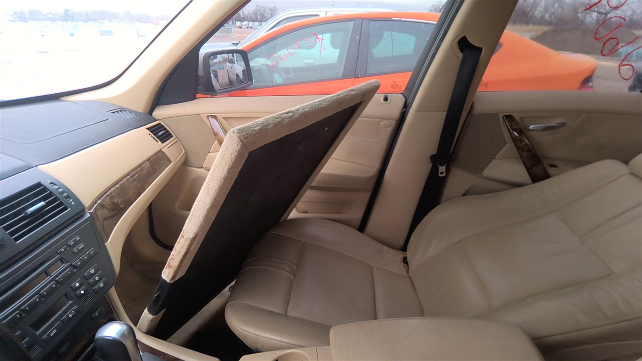https://f005.backblazeb2.com/file/img-partshotlines-com/Inventory/EX921/Vehicle/7968_11.jpg