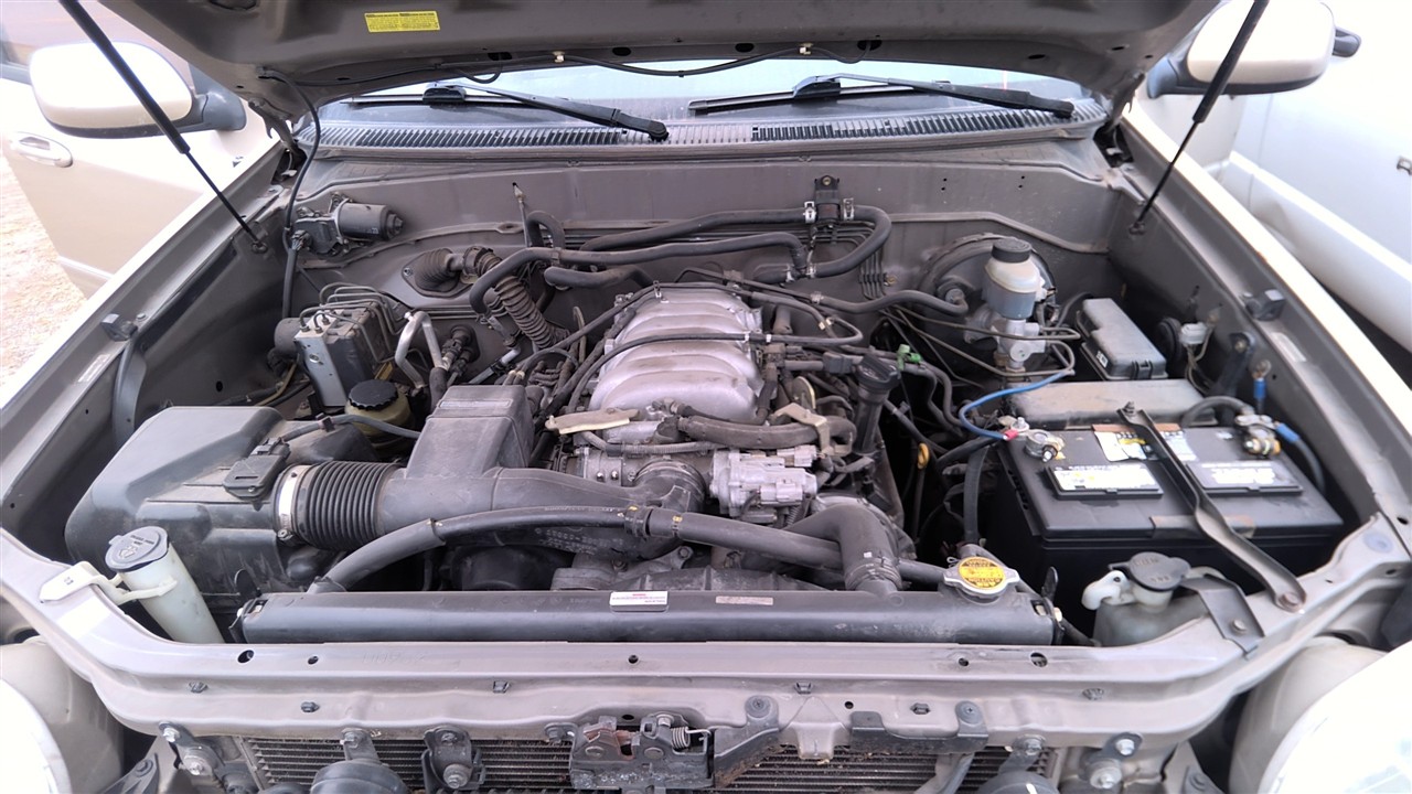 https://f005.backblazeb2.com/file/img-partshotlines-com/Inventory/EX921/Vehicle/8047_01.jpg