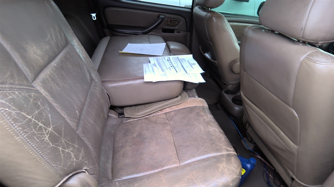 https://f005.backblazeb2.com/file/img-partshotlines-com/Inventory/EX921/Vehicle/8047_12.jpg