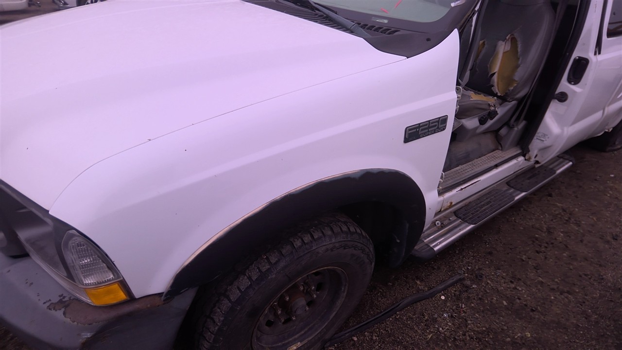 https://f005.backblazeb2.com/file/img-partshotlines-com/Inventory/EX921/Vehicle/8057_04.jpg