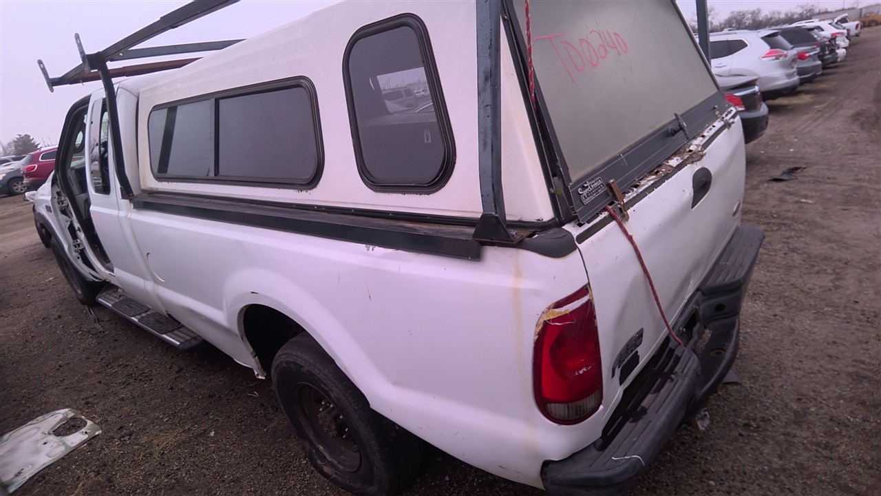 https://f005.backblazeb2.com/file/img-partshotlines-com/Inventory/EX921/Vehicle/8057_05.jpg