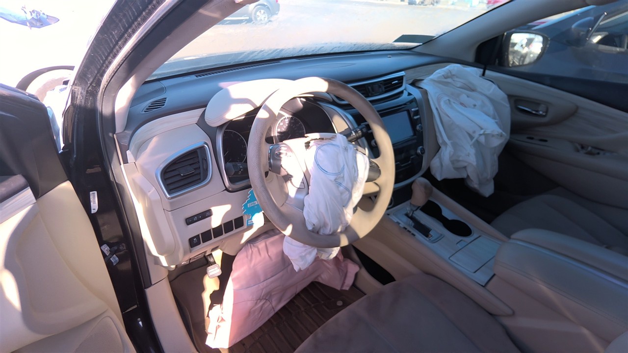 https://f005.backblazeb2.com/file/img-partshotlines-com/Inventory/EX921/Vehicle/8067_09.jpg