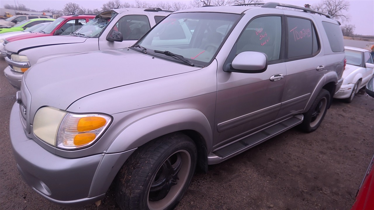 https://f005.backblazeb2.com/file/img-partshotlines-com/Inventory/EX921/Vehicle/8070_03.jpg