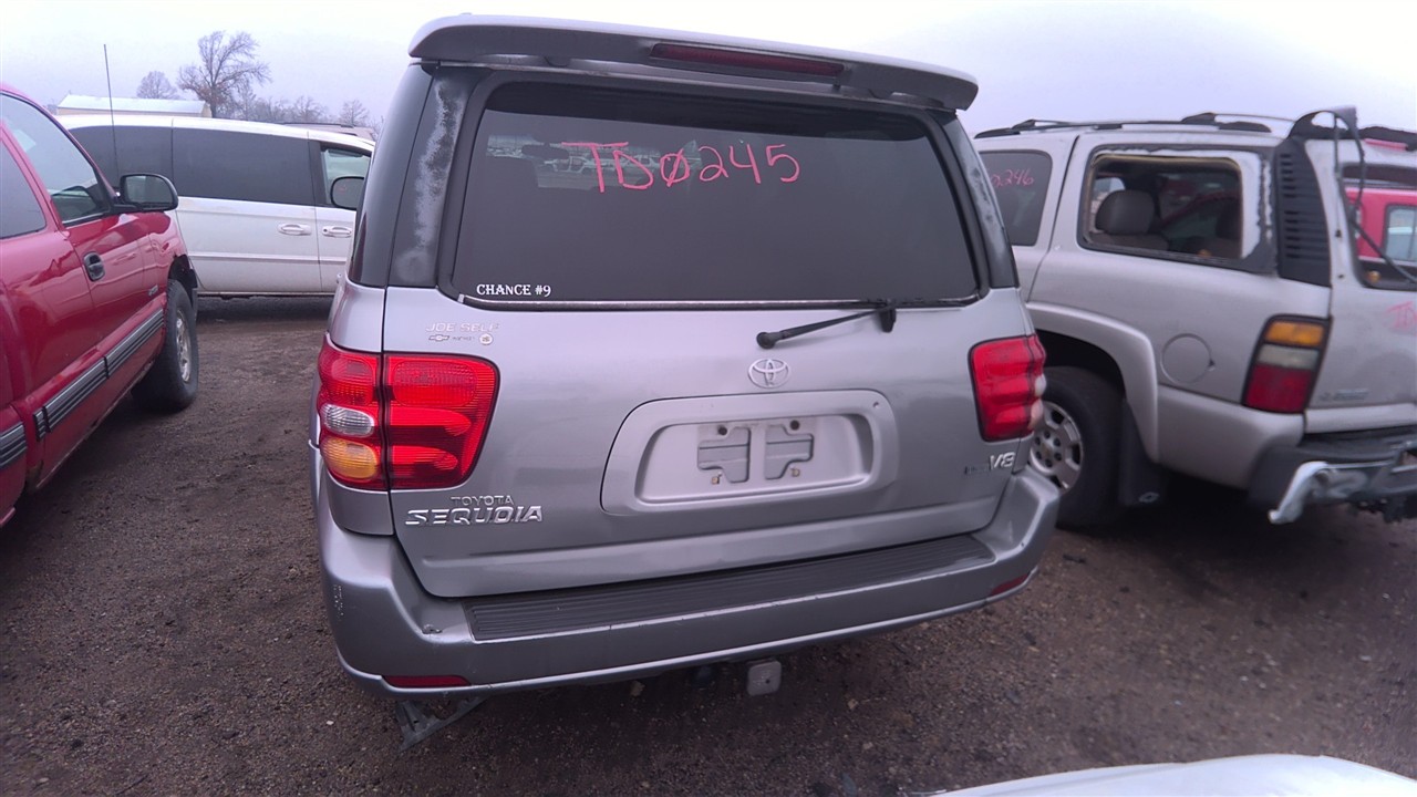 https://f005.backblazeb2.com/file/img-partshotlines-com/Inventory/EX921/Vehicle/8070_05.jpg