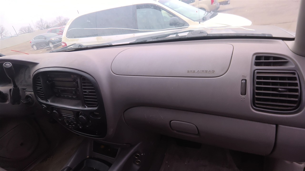 https://f005.backblazeb2.com/file/img-partshotlines-com/Inventory/EX921/Vehicle/8070_11.jpg