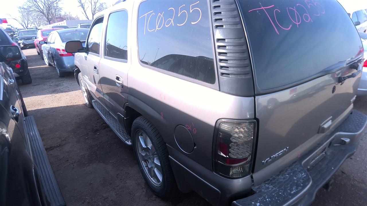 https://f005.backblazeb2.com/file/img-partshotlines-com/Inventory/EX921/Vehicle/8120_07.jpg