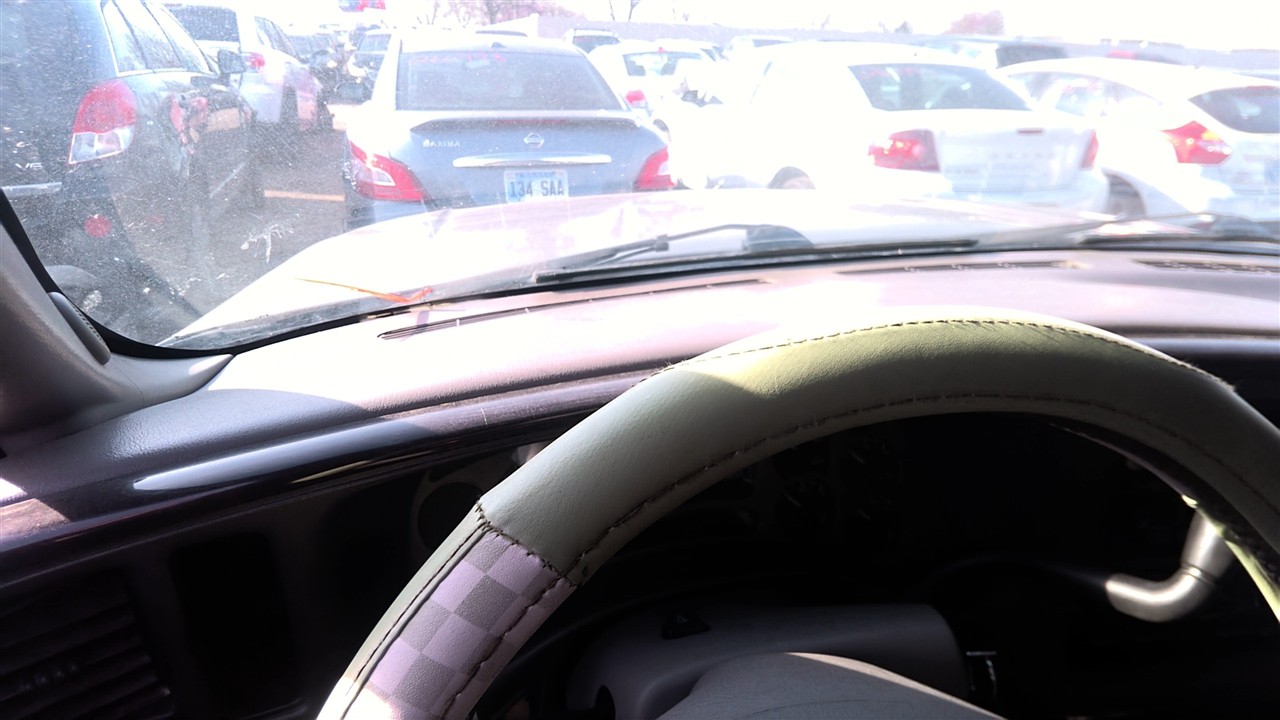 https://f005.backblazeb2.com/file/img-partshotlines-com/Inventory/EX921/Vehicle/8120_08.jpg