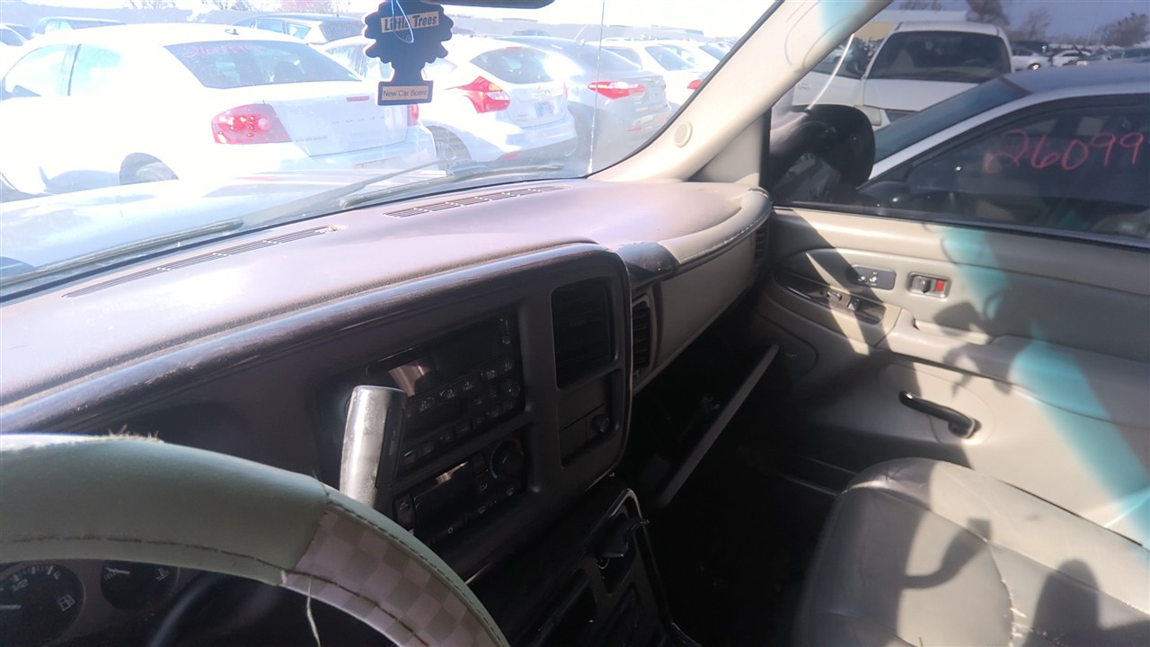 https://f005.backblazeb2.com/file/img-partshotlines-com/Inventory/EX921/Vehicle/8120_10.jpg