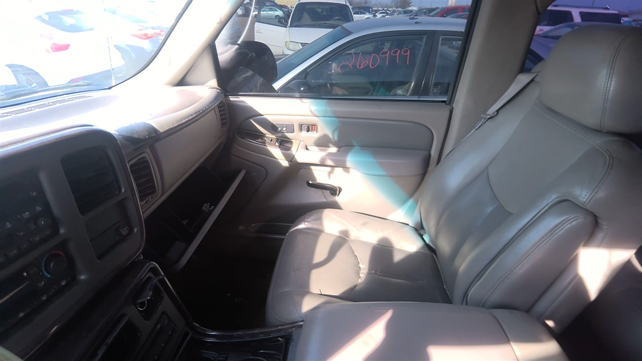 https://f005.backblazeb2.com/file/img-partshotlines-com/Inventory/EX921/Vehicle/8120_11.jpg