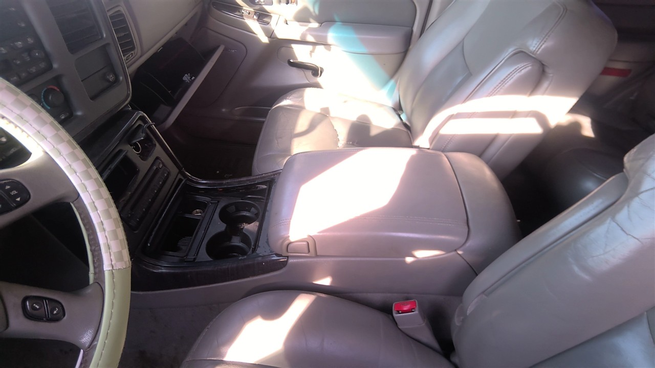 https://f005.backblazeb2.com/file/img-partshotlines-com/Inventory/EX921/Vehicle/8120_12.jpg