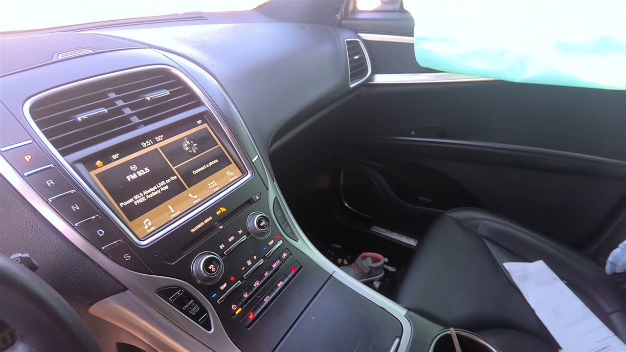 https://f005.backblazeb2.com/file/img-partshotlines-com/Inventory/EX921/Vehicle/8141_07.jpg