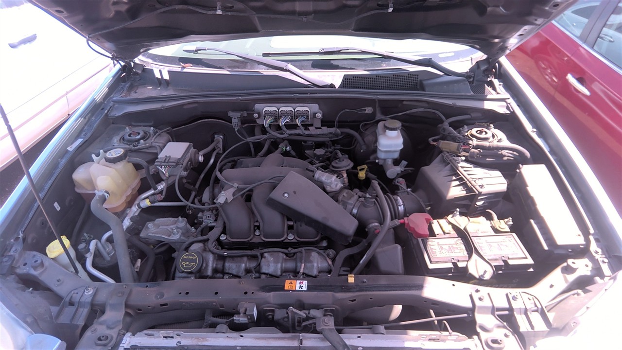 https://f005.backblazeb2.com/file/img-partshotlines-com/Inventory/EX921/Vehicle/8145_01.jpg