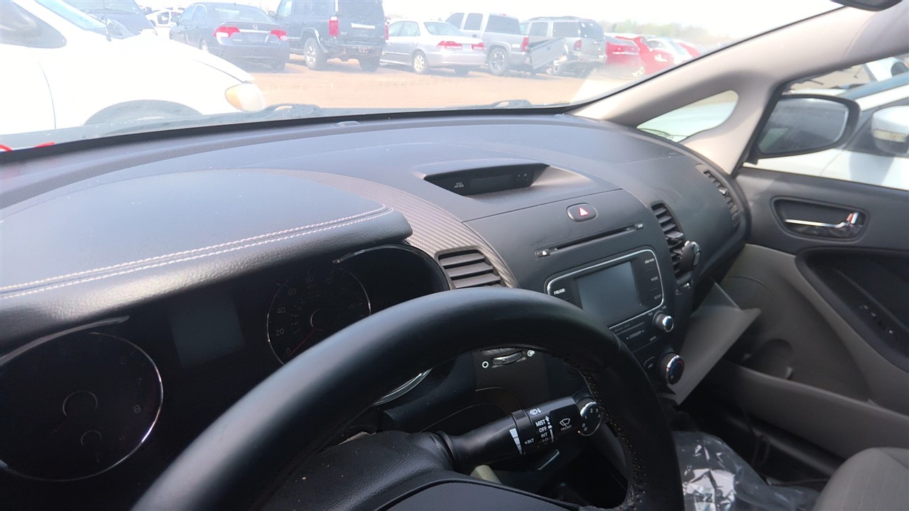 https://f005.backblazeb2.com/file/img-partshotlines-com/Inventory/EX921/Vehicle/8160_09.jpg