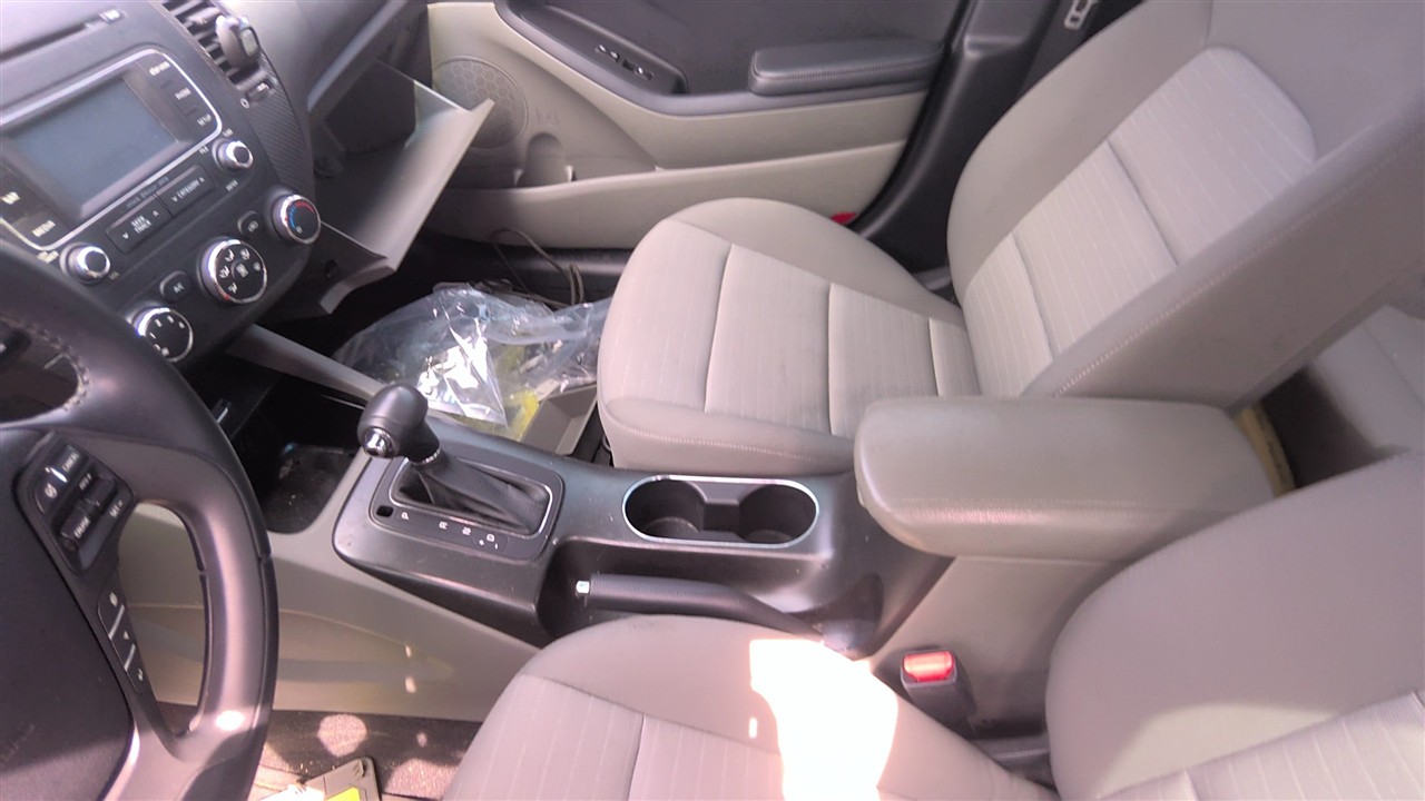 https://f005.backblazeb2.com/file/img-partshotlines-com/Inventory/EX921/Vehicle/8160_12.jpg