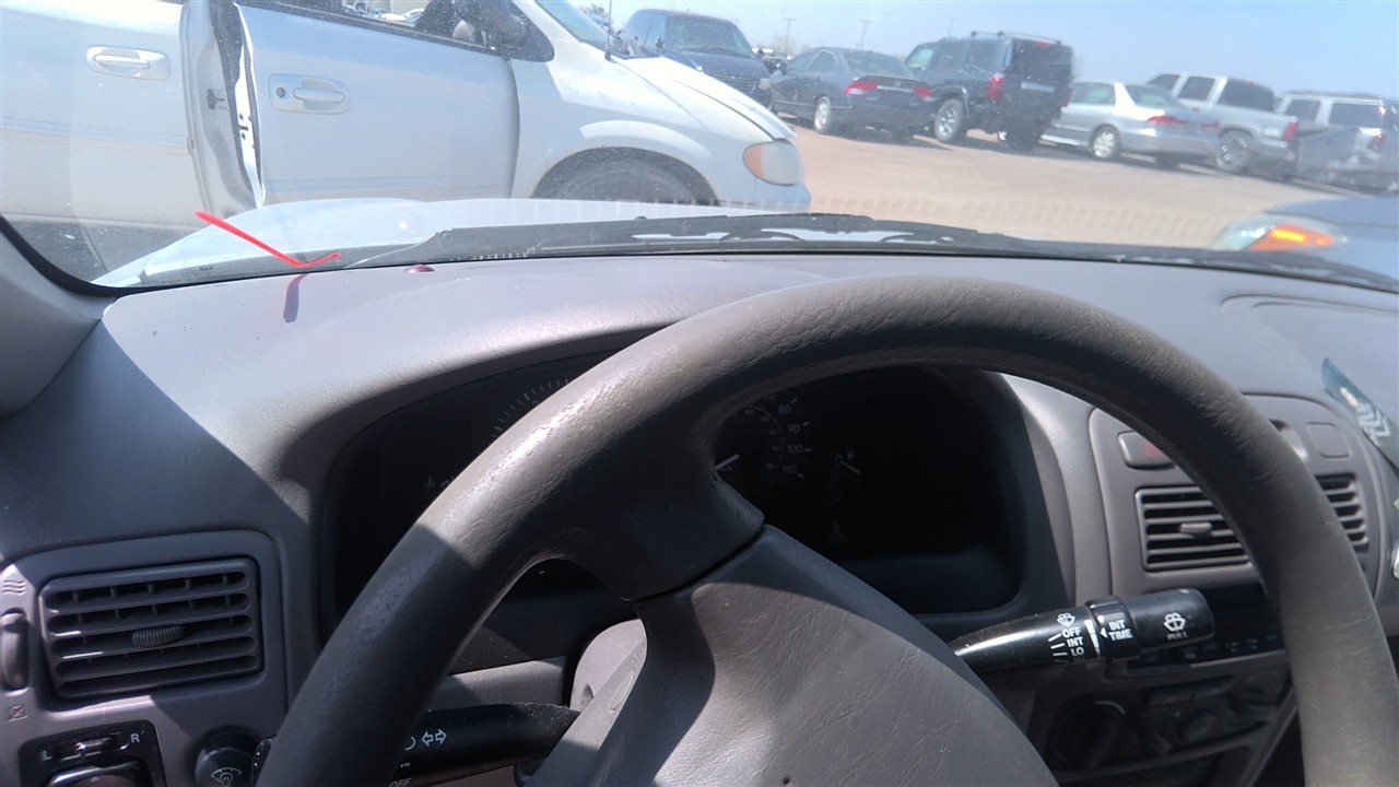 https://f005.backblazeb2.com/file/img-partshotlines-com/Inventory/EX921/Vehicle/8161_09.jpg