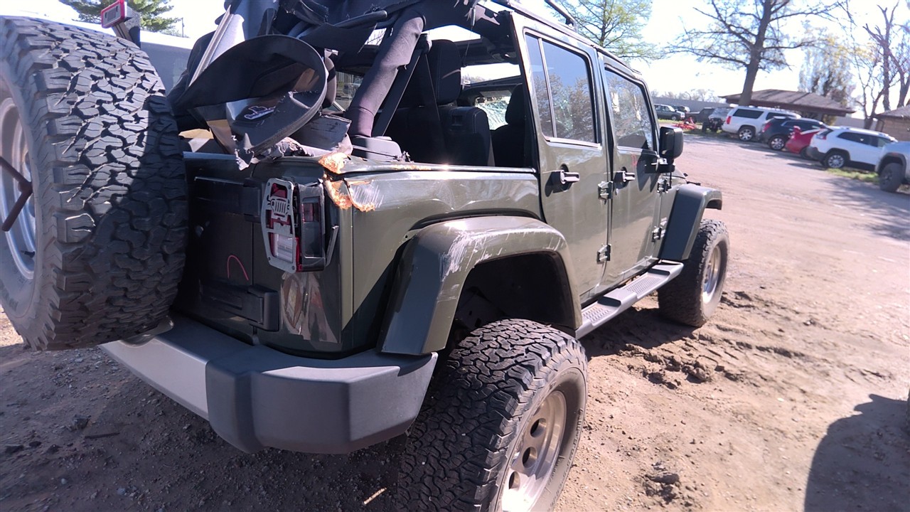 https://f005.backblazeb2.com/file/img-partshotlines-com/Inventory/EX921/Vehicle/8228_06.jpg