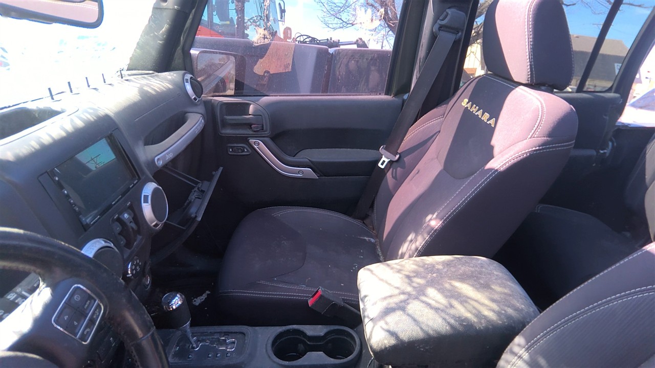 https://f005.backblazeb2.com/file/img-partshotlines-com/Inventory/EX921/Vehicle/8228_11.jpg