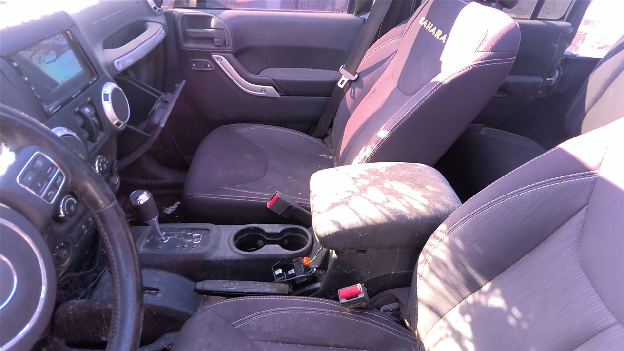https://f005.backblazeb2.com/file/img-partshotlines-com/Inventory/EX921/Vehicle/8228_12.jpg