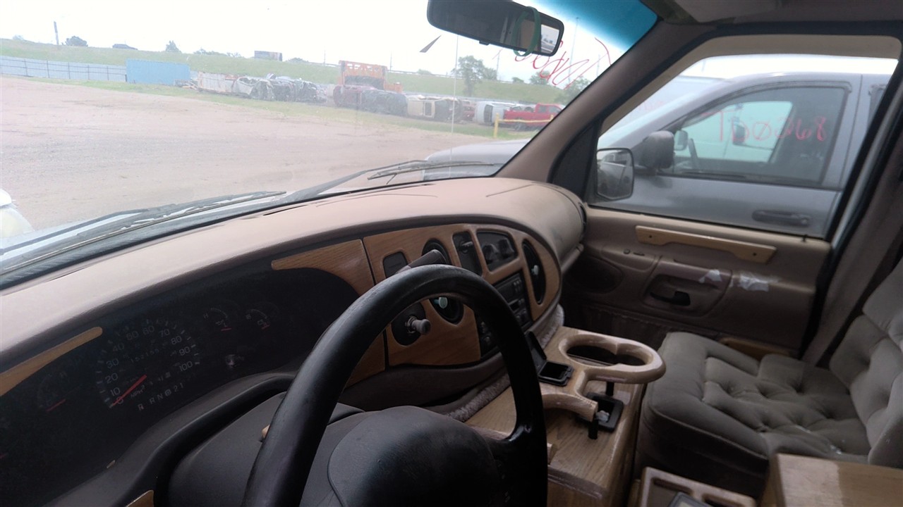 https://f005.backblazeb2.com/file/img-partshotlines-com/Inventory/EX921/Vehicle/8273_11.jpg