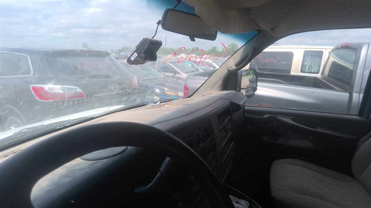 https://f005.backblazeb2.com/file/img-partshotlines-com/Inventory/EX921/Vehicle/8277_11.jpg