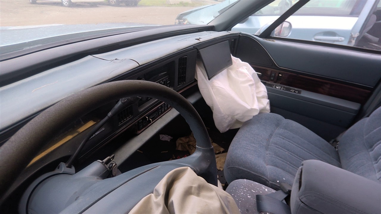 https://f005.backblazeb2.com/file/img-partshotlines-com/Inventory/EX921/Vehicle/8299_10.jpg