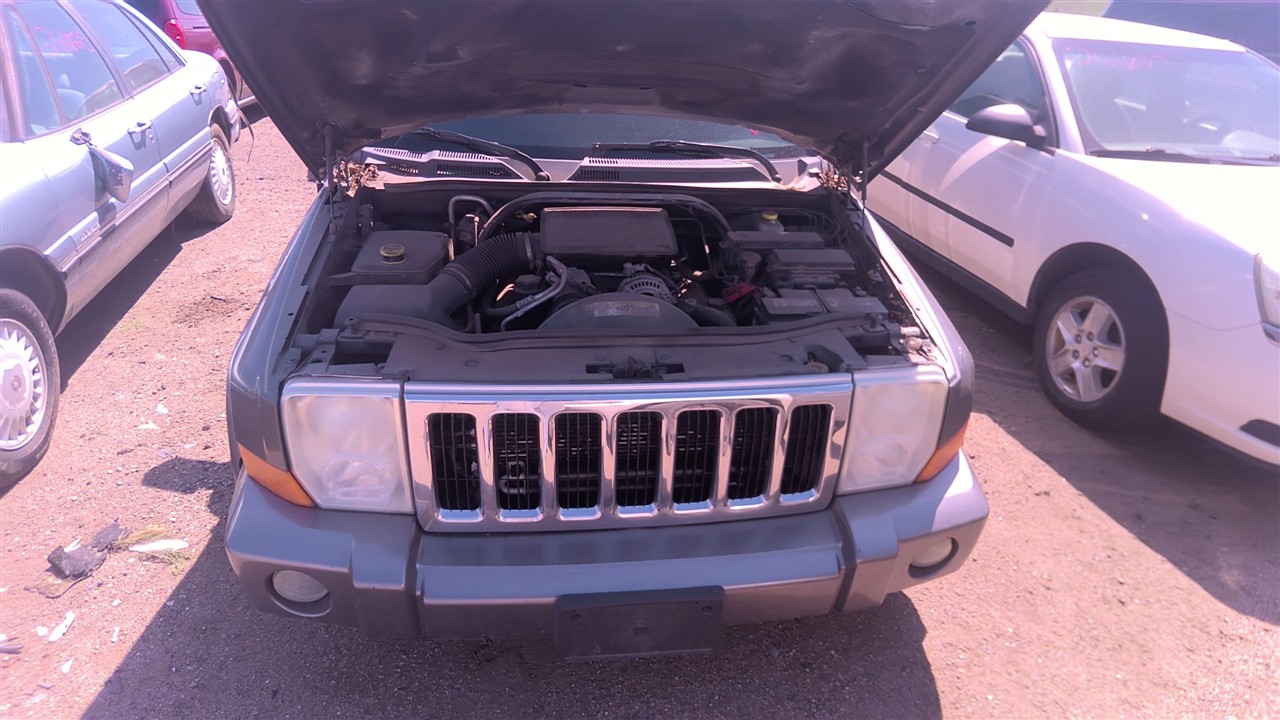 https://f005.backblazeb2.com/file/img-partshotlines-com/Inventory/EX921/Vehicle/8300_01.jpg