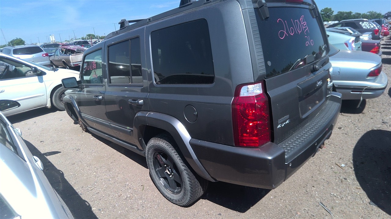https://f005.backblazeb2.com/file/img-partshotlines-com/Inventory/EX921/Vehicle/8300_04.jpg