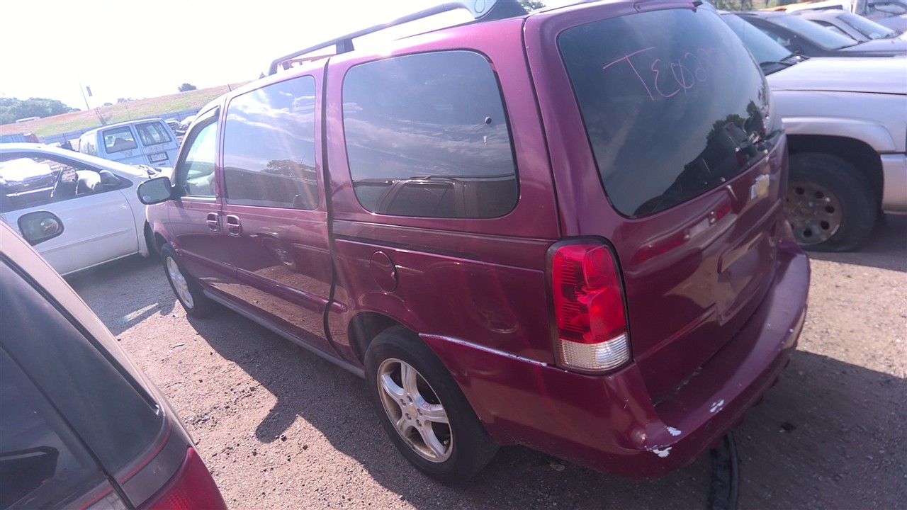 https://f005.backblazeb2.com/file/img-partshotlines-com/Inventory/EX921/Vehicle/8304_04.jpg