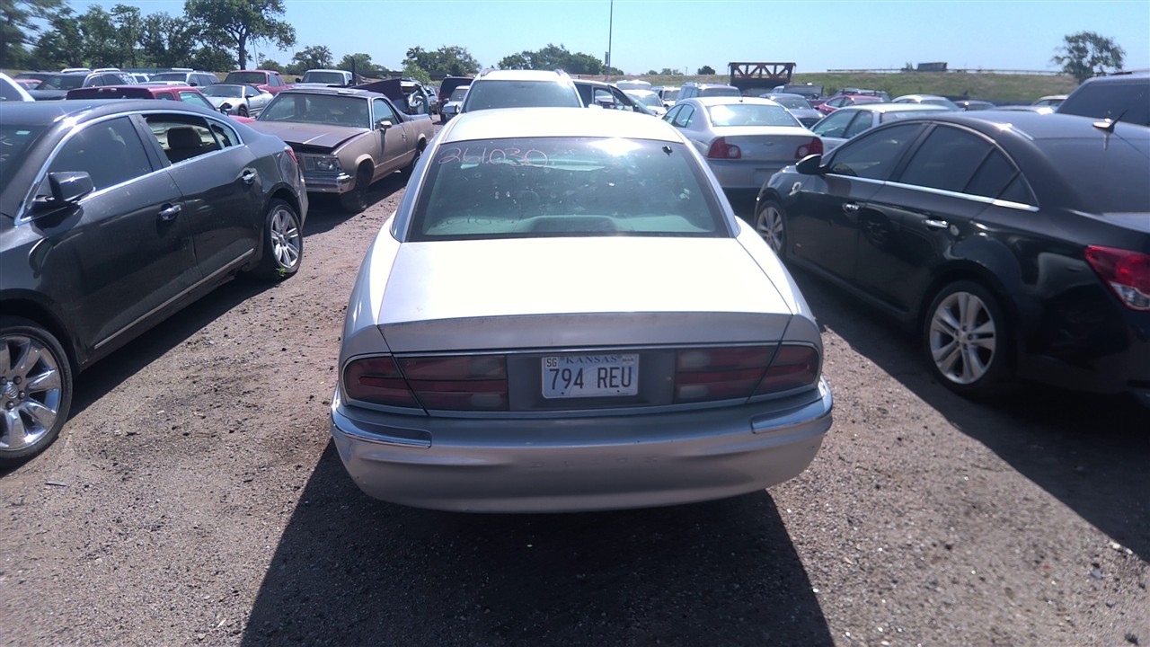 https://f005.backblazeb2.com/file/img-partshotlines-com/Inventory/EX921/Vehicle/8309_06.jpg