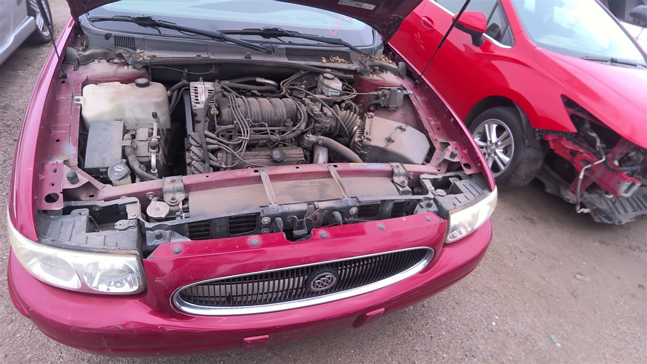 https://f005.backblazeb2.com/file/img-partshotlines-com/Inventory/EX921/Vehicle/8310_01.jpg