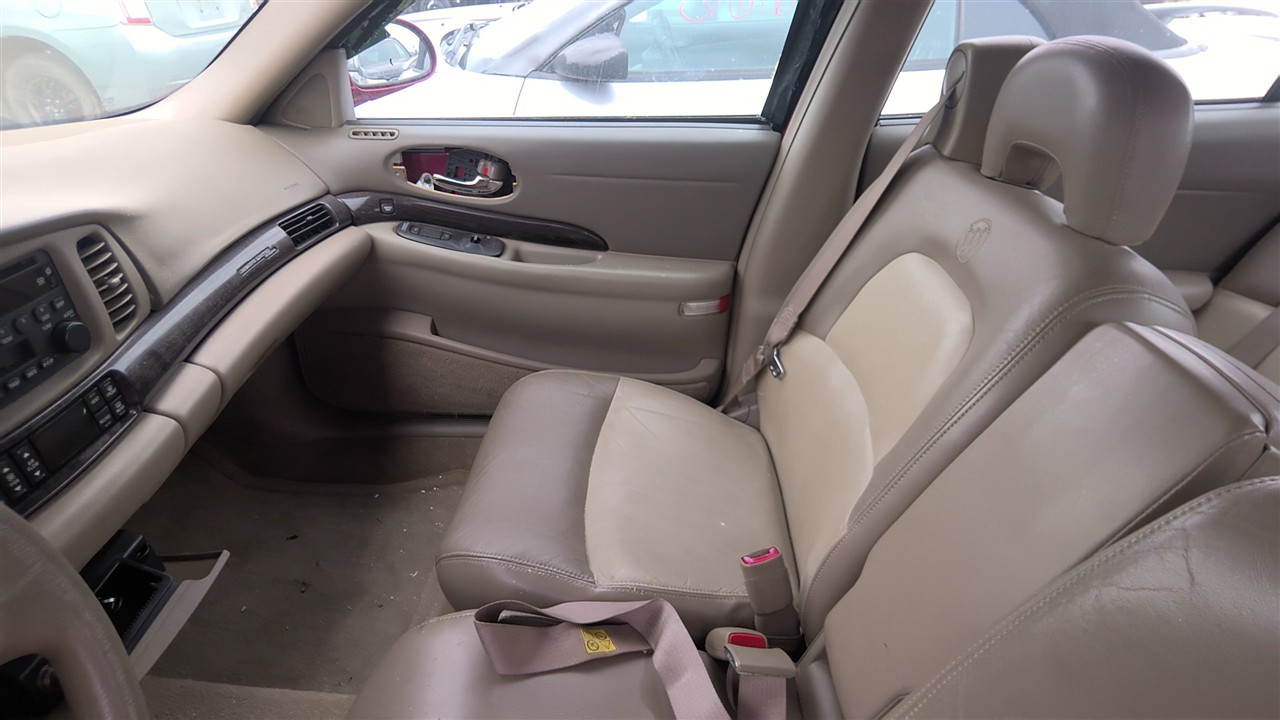 https://f005.backblazeb2.com/file/img-partshotlines-com/Inventory/EX921/Vehicle/8310_12.jpg
