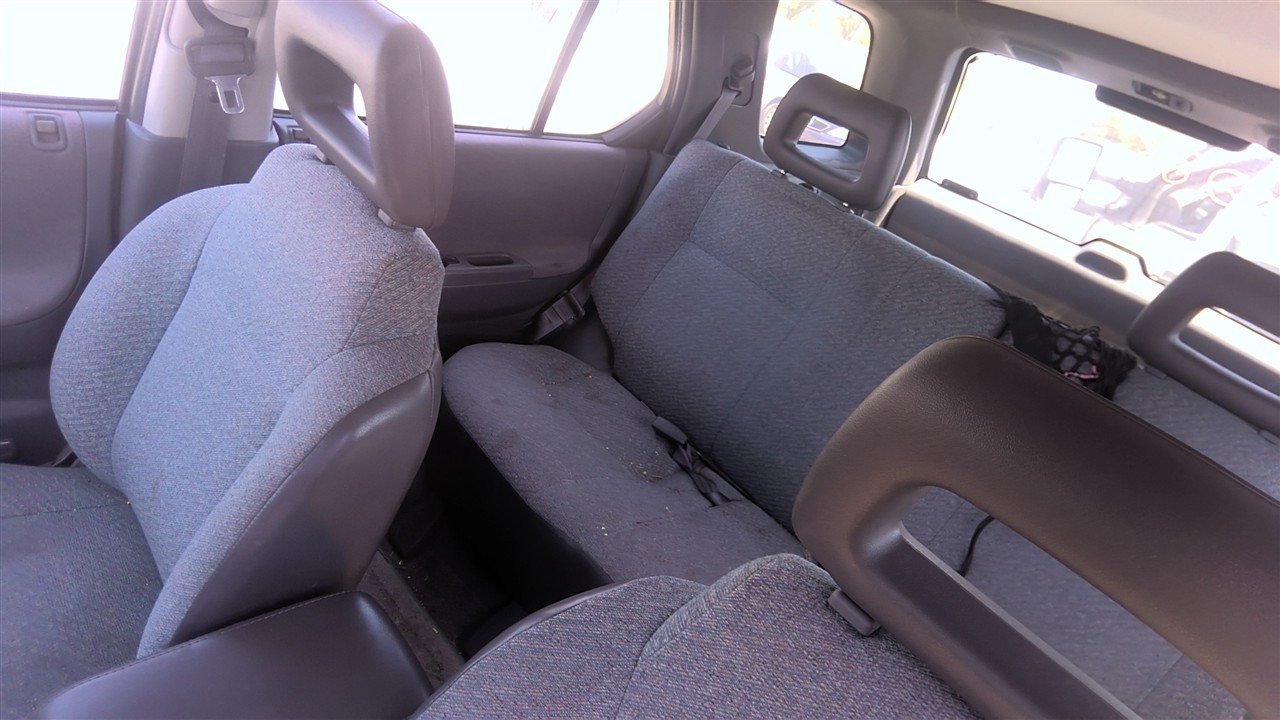 https://f005.backblazeb2.com/file/img-partshotlines-com/Inventory/EX921/Vehicle/8311_08.jpg