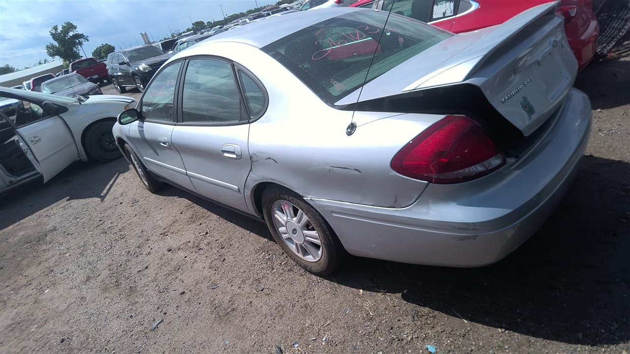 https://f005.backblazeb2.com/file/img-partshotlines-com/Inventory/EX921/Vehicle/8315_04.jpg