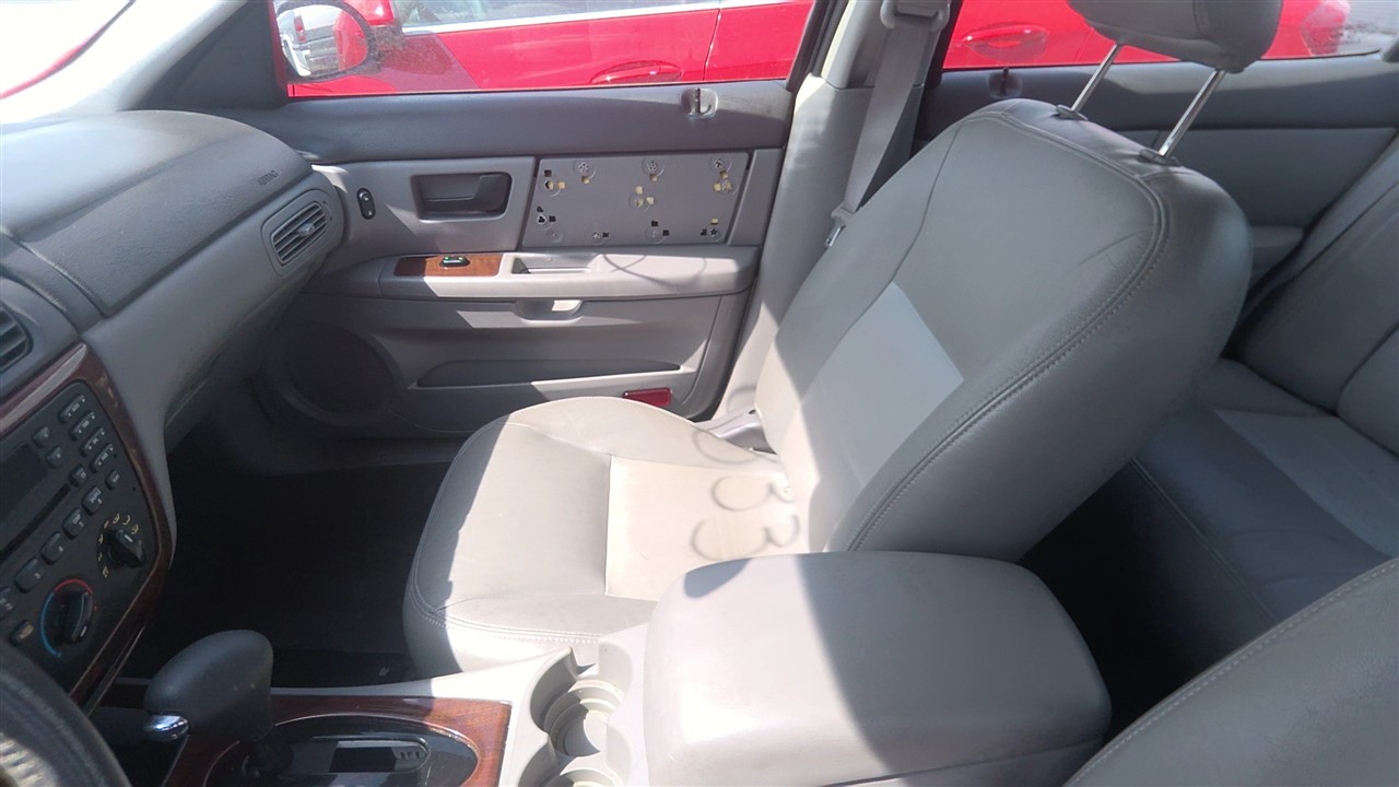 https://f005.backblazeb2.com/file/img-partshotlines-com/Inventory/EX921/Vehicle/8315_12.jpg