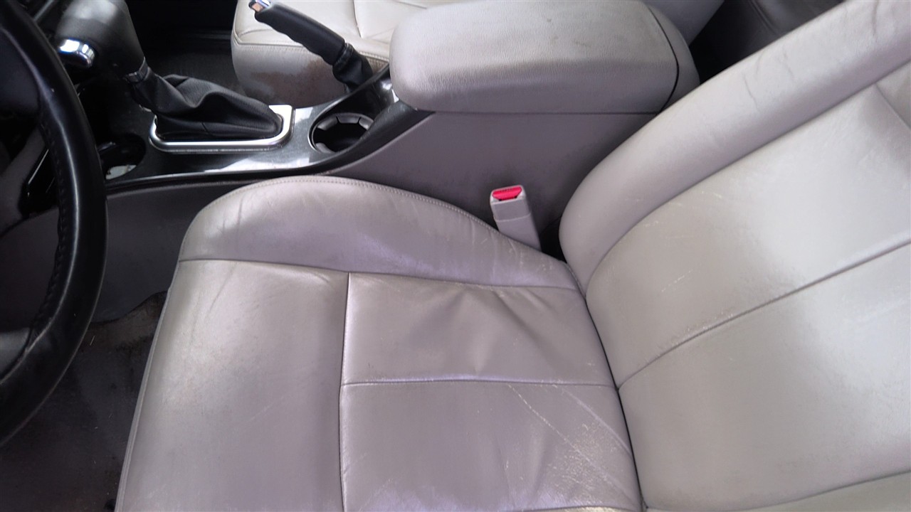 https://f005.backblazeb2.com/file/img-partshotlines-com/Inventory/EX921/Vehicle/8367_06.jpg