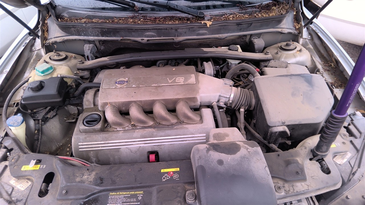 https://f005.backblazeb2.com/file/img-partshotlines-com/Inventory/EX921/Vehicle/8371_01.jpg