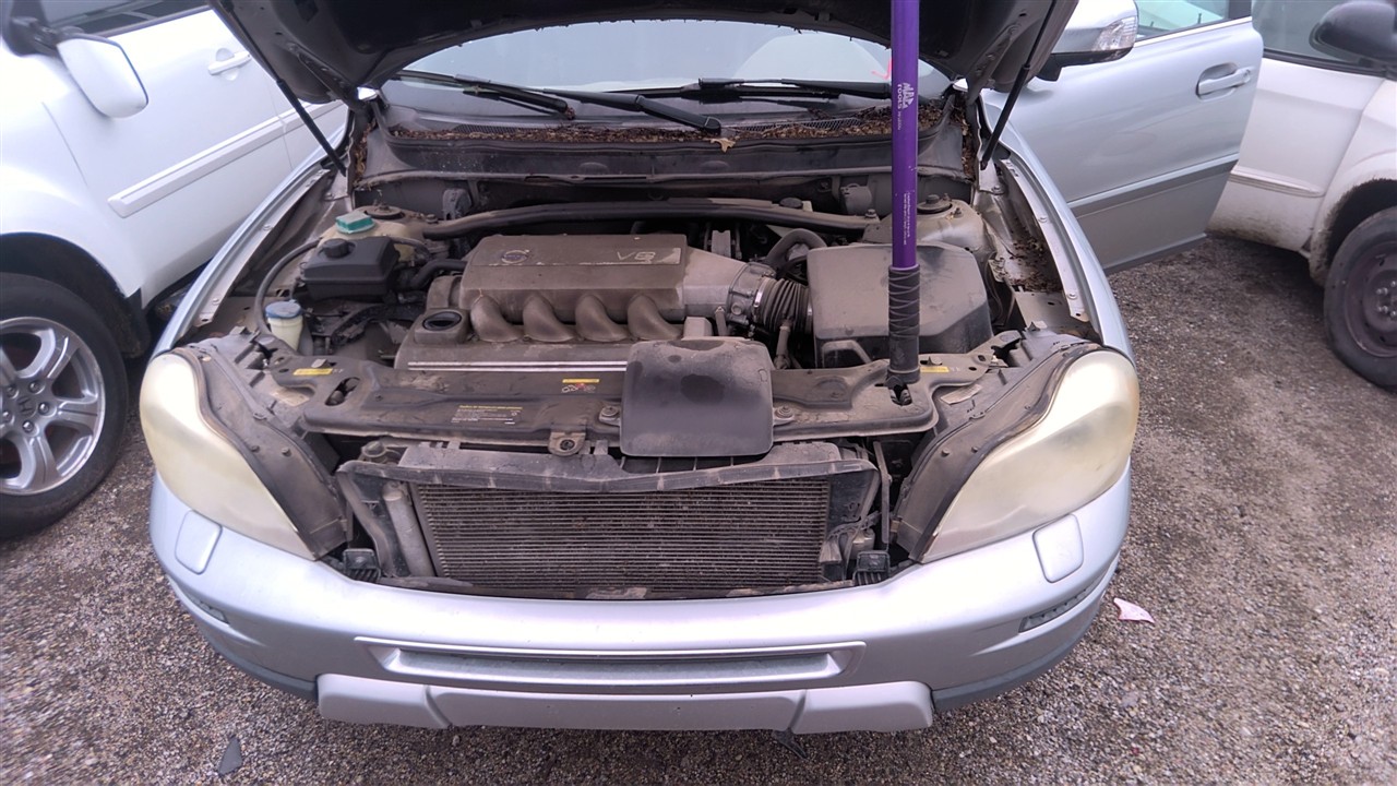 https://f005.backblazeb2.com/file/img-partshotlines-com/Inventory/EX921/Vehicle/8371_02.jpg