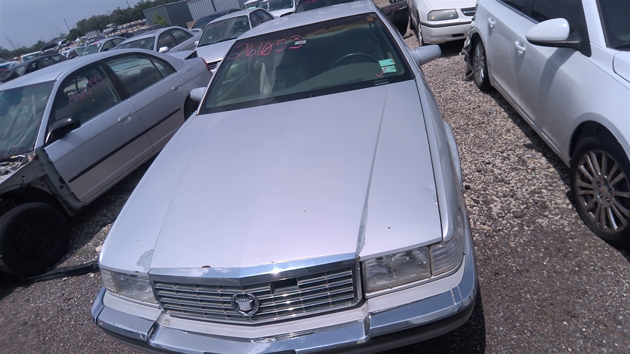 https://f005.backblazeb2.com/file/img-partshotlines-com/Inventory/EX921/Vehicle/8374_03.jpg
