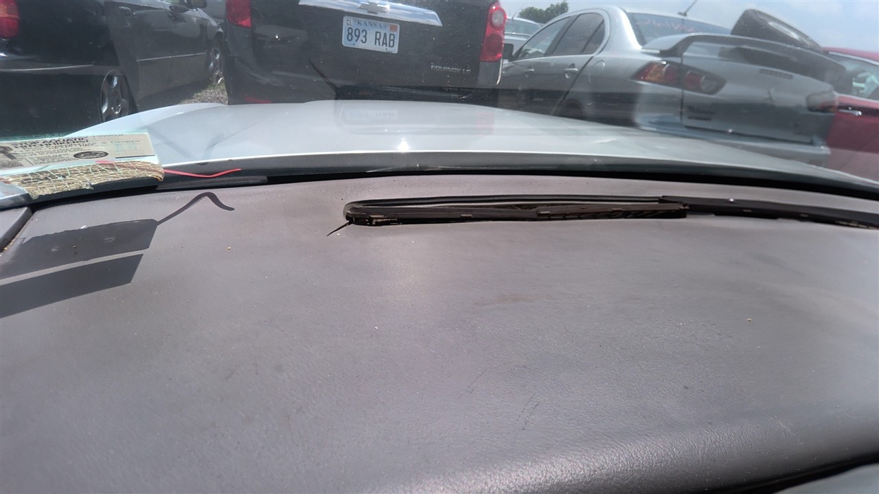 https://f005.backblazeb2.com/file/img-partshotlines-com/Inventory/EX921/Vehicle/8374_08.jpg