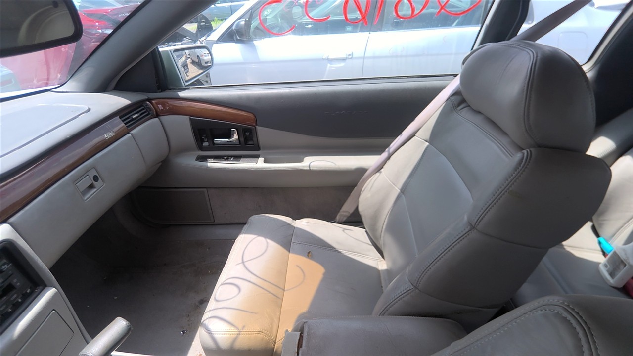 https://f005.backblazeb2.com/file/img-partshotlines-com/Inventory/EX921/Vehicle/8374_12.jpg