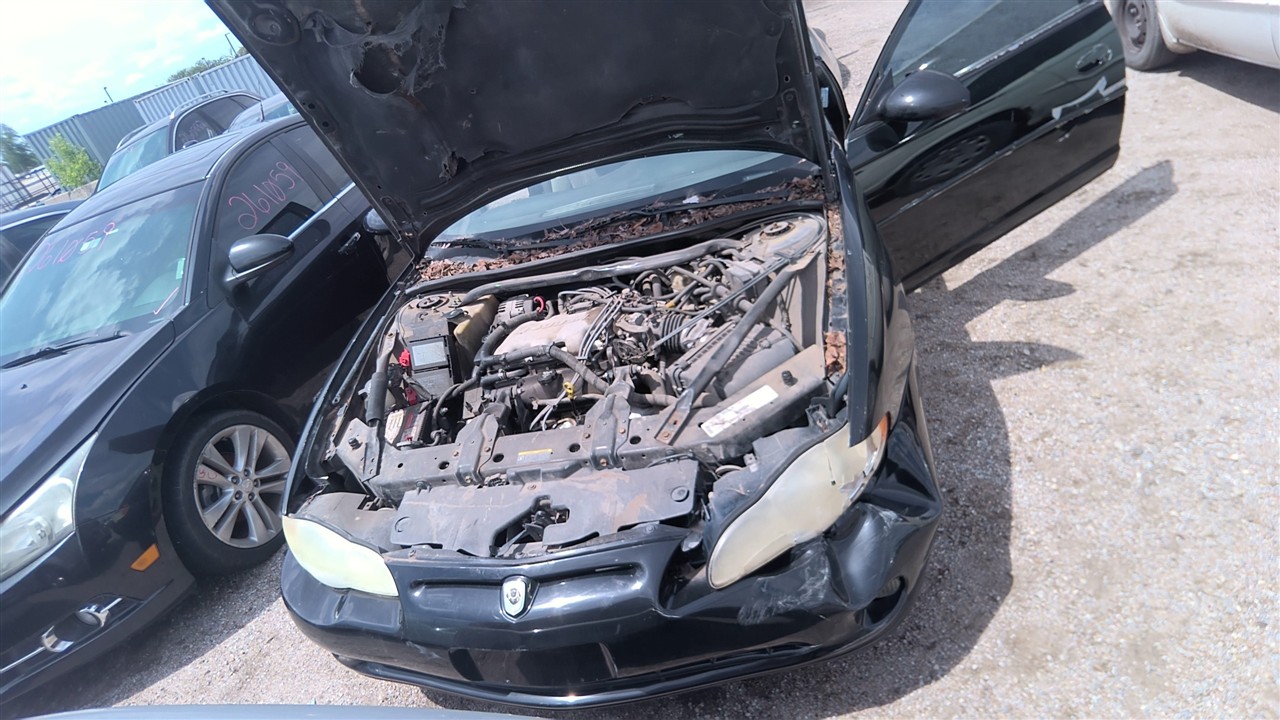 https://f005.backblazeb2.com/file/img-partshotlines-com/Inventory/EX921/Vehicle/8384_02.jpg