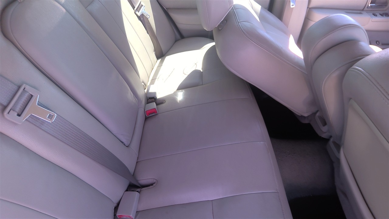 https://f005.backblazeb2.com/file/img-partshotlines-com/Inventory/EX921/Vehicle/8404_18.jpg