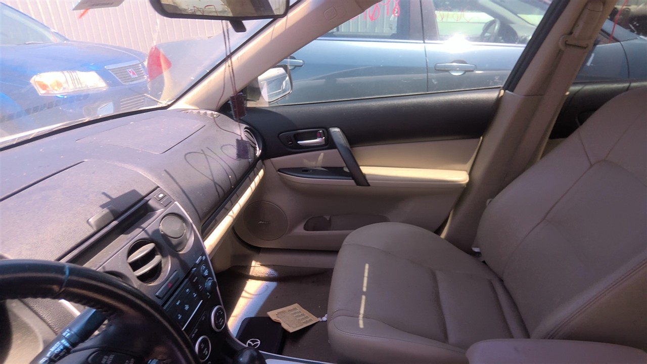 https://f005.backblazeb2.com/file/img-partshotlines-com/Inventory/EX921/Vehicle/8448_11.jpg