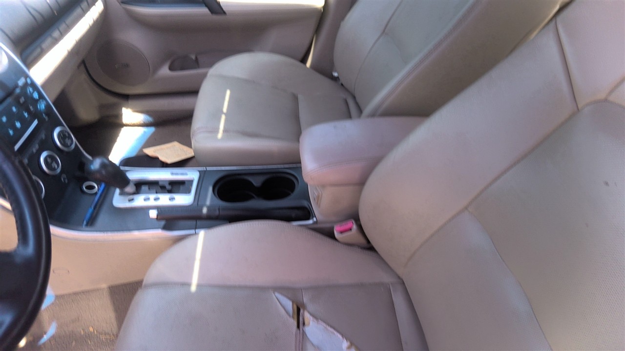 https://f005.backblazeb2.com/file/img-partshotlines-com/Inventory/EX921/Vehicle/8448_14.jpg