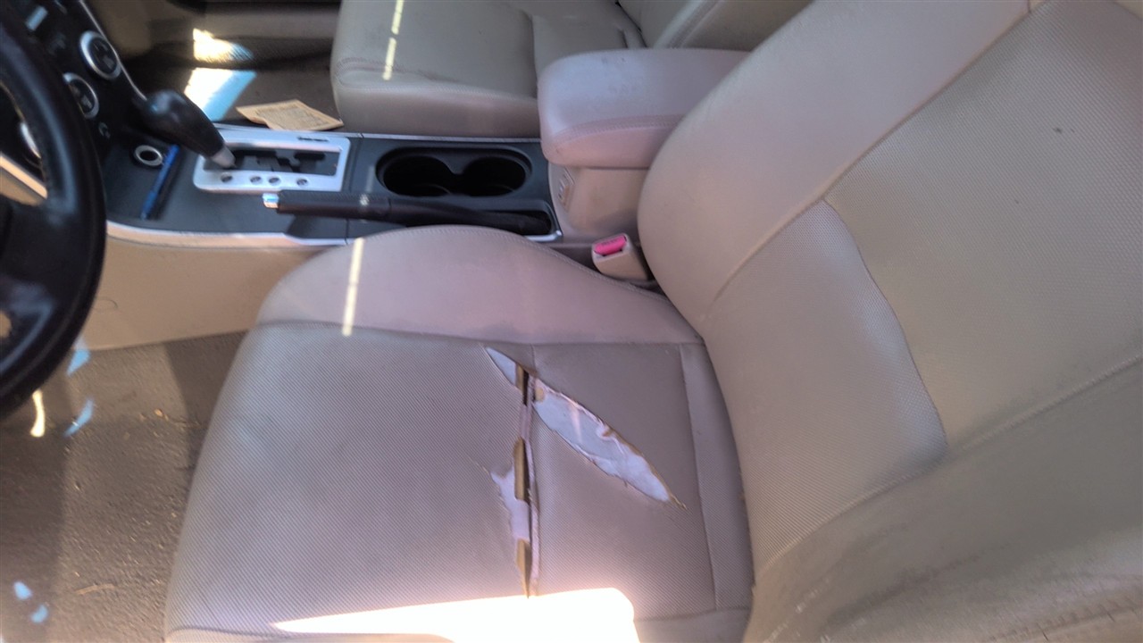 https://f005.backblazeb2.com/file/img-partshotlines-com/Inventory/EX921/Vehicle/8448_15.jpg