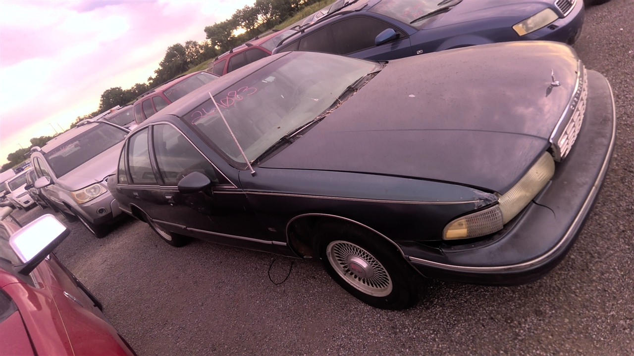 https://f005.backblazeb2.com/file/img-partshotlines-com/Inventory/EX921/Vehicle/8453_07.jpg