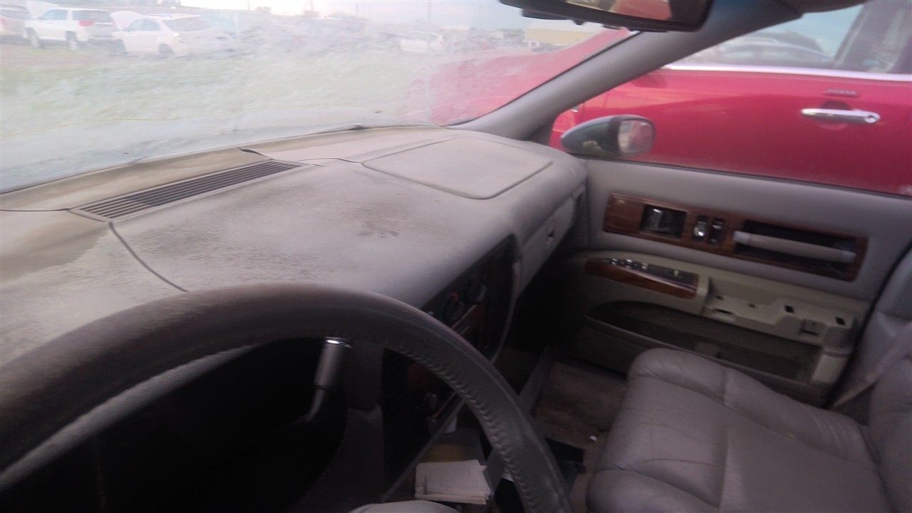 https://f005.backblazeb2.com/file/img-partshotlines-com/Inventory/EX921/Vehicle/8453_11.jpg