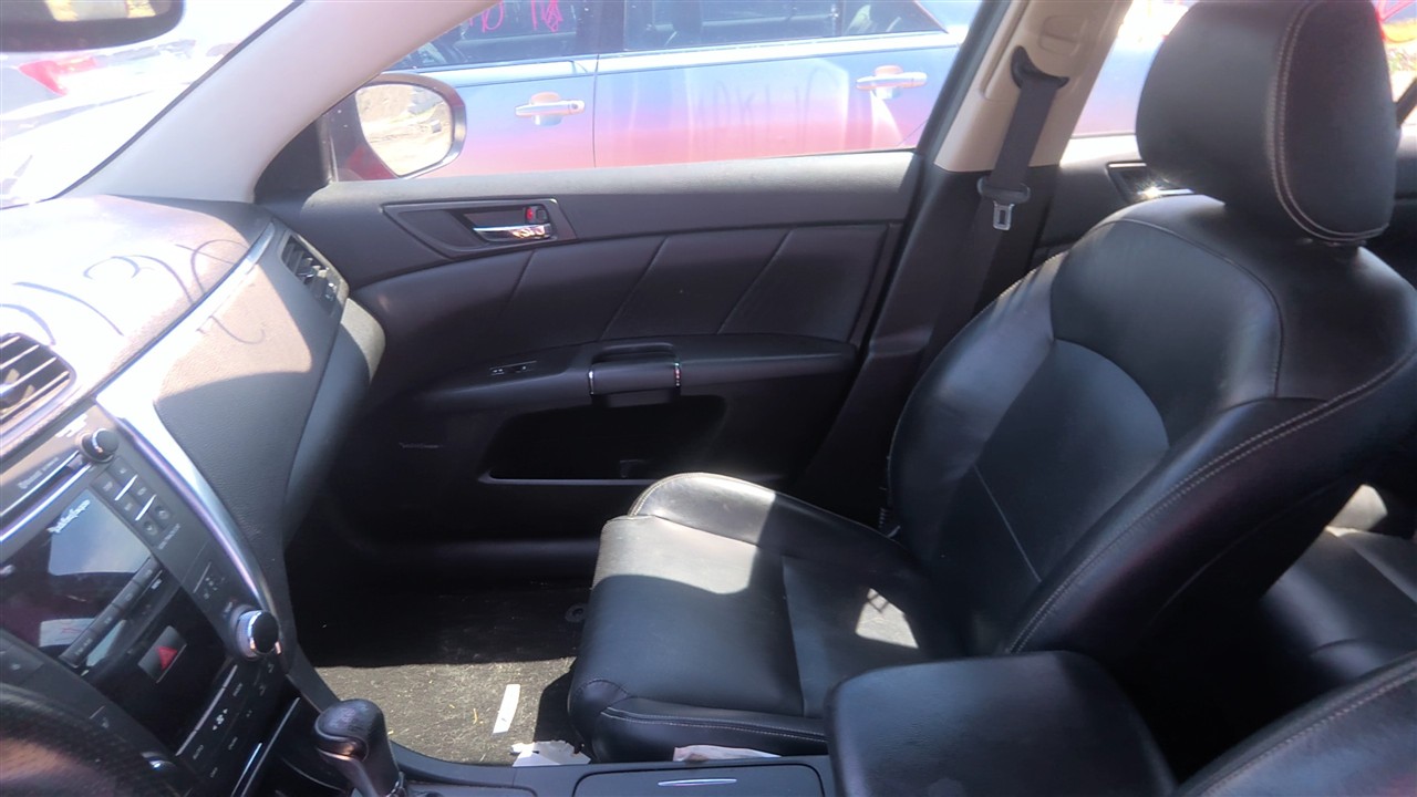 https://f005.backblazeb2.com/file/img-partshotlines-com/Inventory/EX921/Vehicle/8463_12.jpg